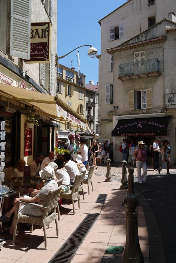 Vieille Ville 1 - Luca'S Apartment, 1 Bedroom, Max 2 Adults And 2 Kids Antibes Exterior photo